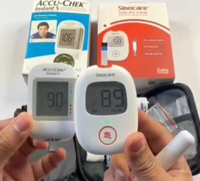 Sinocare Safe AQ Blood Glucometer with Voice & Light Feature - Image 2